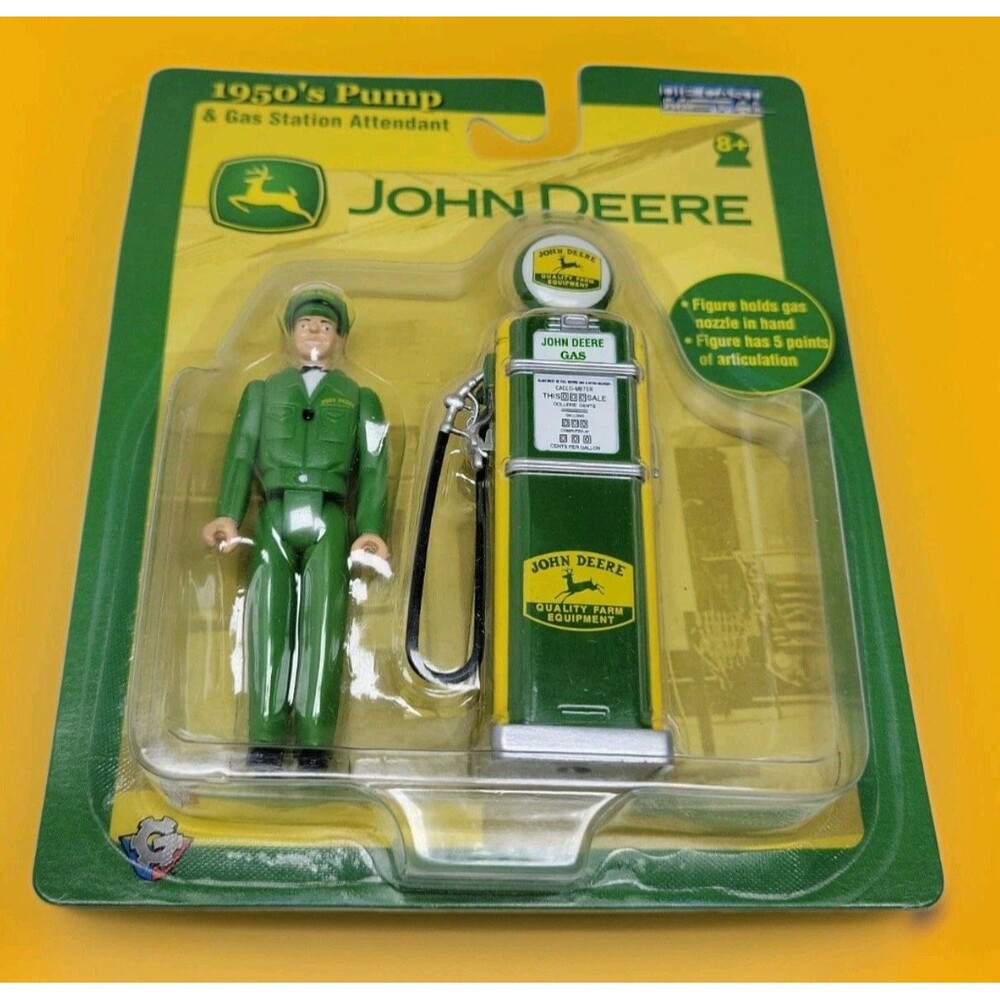 JOHN DEERE 1950S PUMP & GAS STATION ATTENDANT DIECAST N.I.B Gearbox #66281